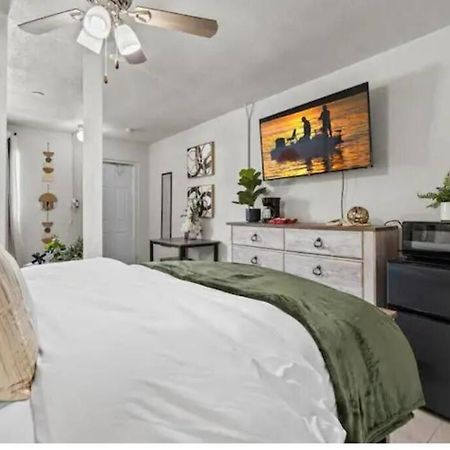 Pahokee Inviting Oasis - Cozy, Spotless, And Comfortable Room מראה חיצוני תמונה